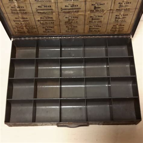 auveco vintage metal box|Auveco Vintage for sale .